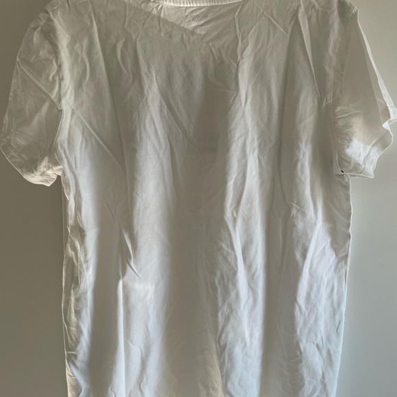 Levi’s White T-Shirt (Large) - Picture 5 of 5